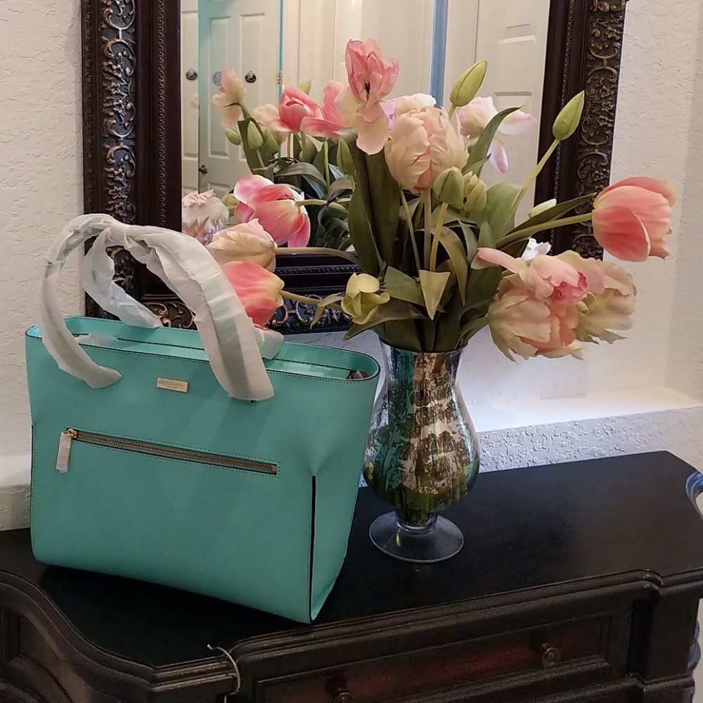 KATE SPADE LIGHT BLUE TOTE BRAND NEW